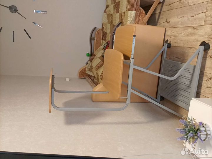 Компьютерный стол,б/у