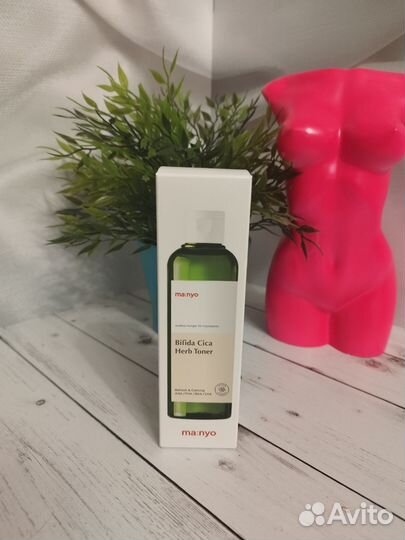 Успокаивающий тоник Manyo Bifida Cica Herb