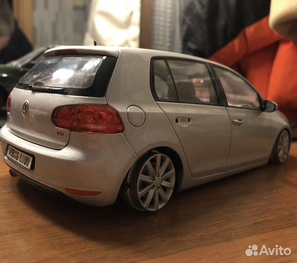 Volkswagen Golf VI 1:18 Norev