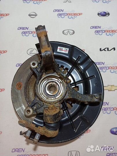 Кулак поворотный передний правый Toyota Camry 55