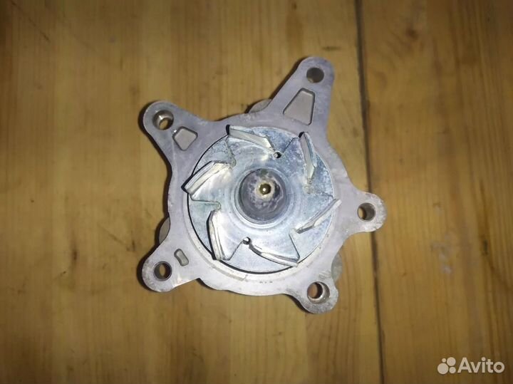 Насос водяной (помпа) Hyundai Solaris