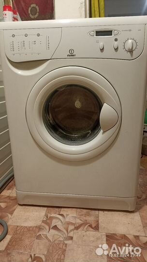 Стиральная машинка Indesit