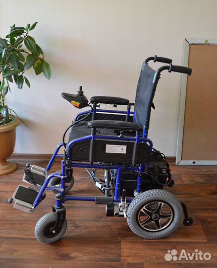Инвалидная коляска с электроприводом KY123