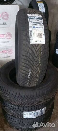 Kumho Solus 4S HA32 215/65 R16
