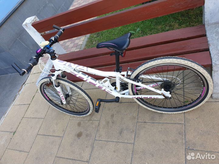 Горный велосипед Focus Donna 6.0 24R W junior