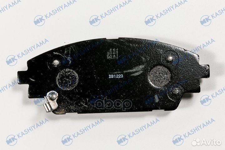 Колодки тормозные дисковые Mazda d3163m MK