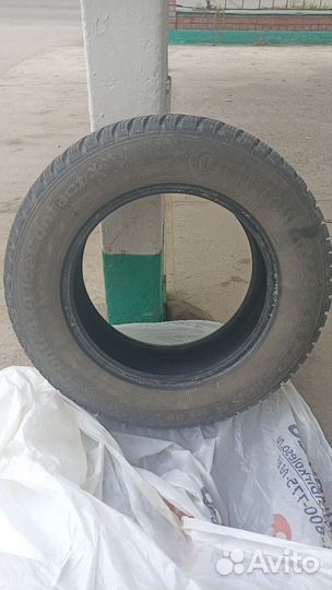 Continental Conti4x4IceContact 215/65 R16