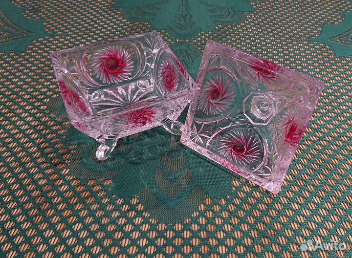 Стеклянная сахарница