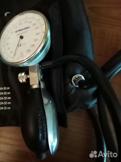 Тонометр профессиональный механический Riester