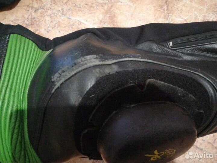 Раздельный мотокомбинезон Osa Ari Titan