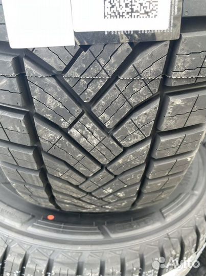 Sailun Commercio 4 seasons 235/65 R16 121R