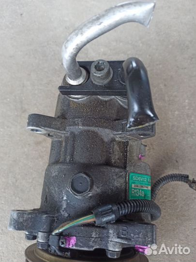 Компрессор кондиционера Пежо 206 1998-2001г