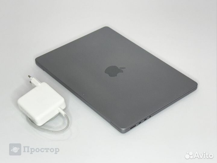 Apple MacBook Pro 14 (2021, M1 Pro) 16 / 512 / Gra