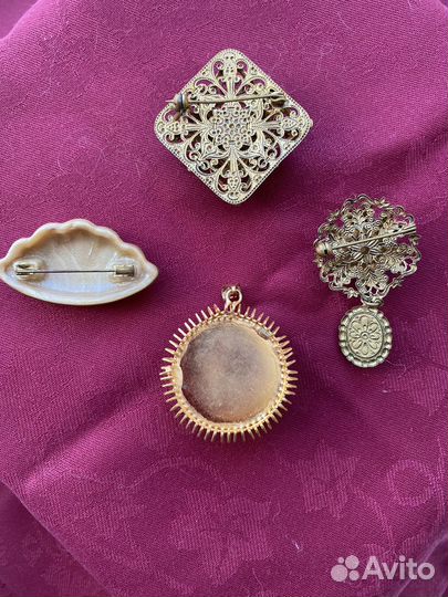 Брошь винтаж чехословакия