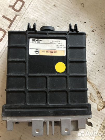 Блок управления двс 037997022RX VW 2E под АКПП