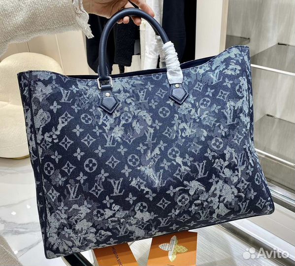 Сумка Louis Vuitton Sac Plat