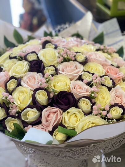 Розы из мыла букет подарок 8 марта праздник