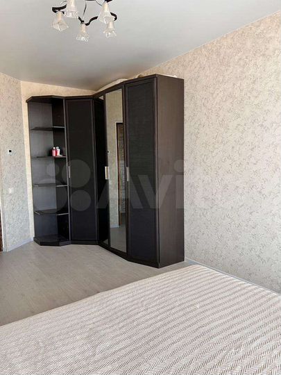 2-к. квартира, 53 м², 8/10 эт.