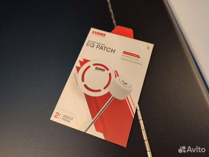 Наклейка на пластик бас-барабана Evans eqpaf1