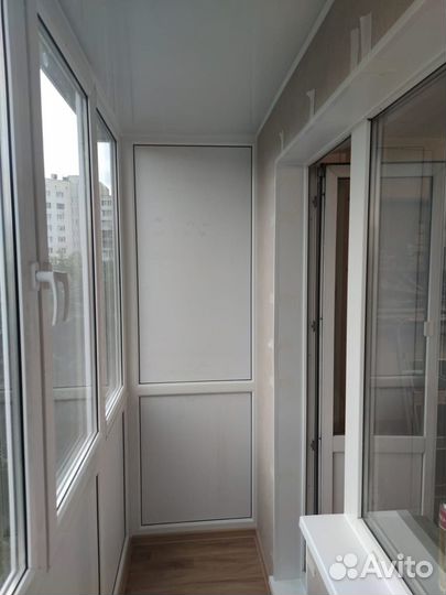 Внутренняя отделка пластикового г-балкона