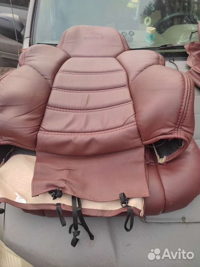 Автомобильные чехлы из экокожи