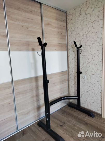 Стойка для штанги