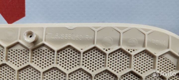 Сетка динамика задняя правая Volkswagen Touareg