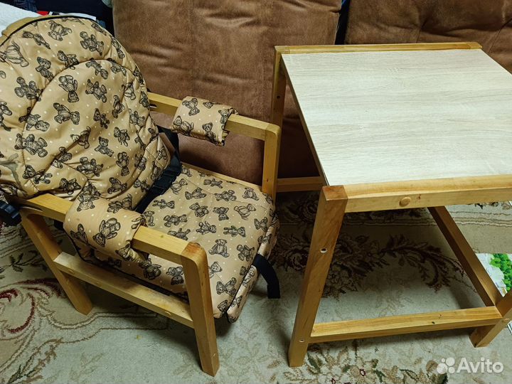 Стульчик для кормления