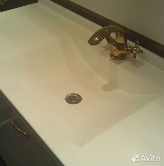 Раковина в ванную комнату