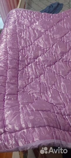 Одеяла шерстяные новые 1.5