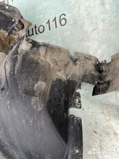 BMW X5 E70 n62b48 передний локер подкрылок