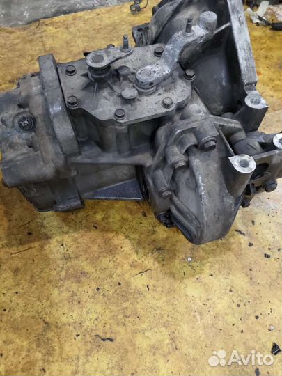 МКПП Крайслер Вояджер караван 01-07г