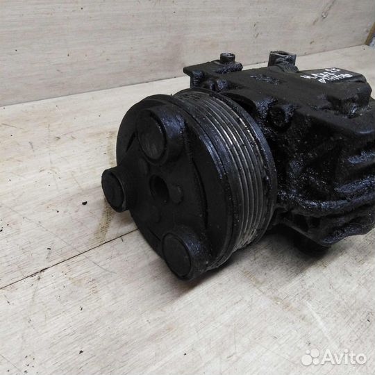 Компрессор кондиционера Mazda CX-7 I