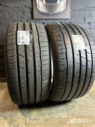 Hankook Ventus S1 Evo3 SUV K127A 285/40 R22 и 325/35 R22 110Y