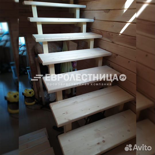 Лестница на металлокаркасе