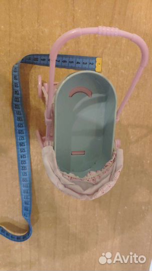 Коляска,кроватка,стульчик,трюмо для кукол разные