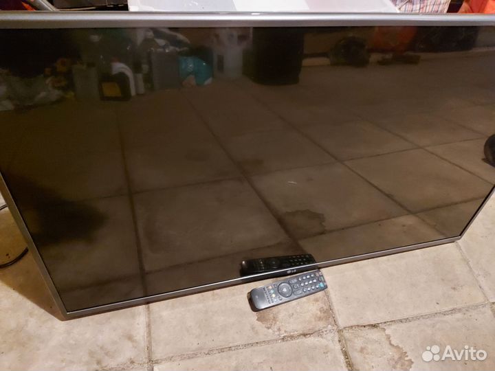 Телевизор LG 42LF562F