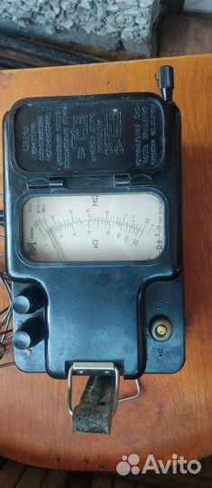 Мегаомметр