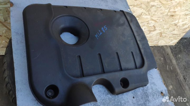 Декоративная крышка двигателя Хенде Санта Фе 2 Hyu