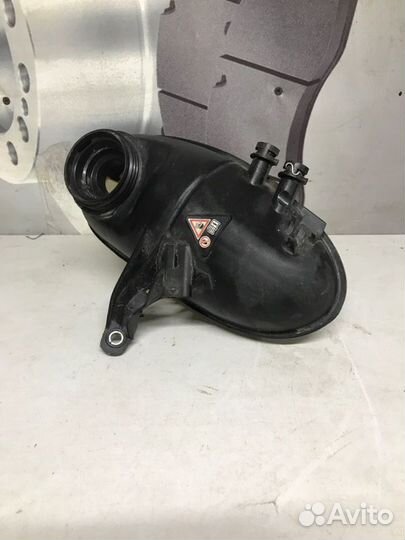 Бачок расширительный Mercedes-Benz S-Class W222