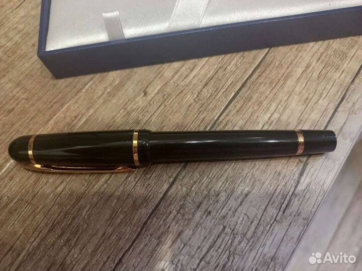 Перьевая ручка waterman