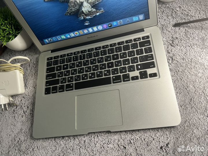 Macbook air 13 2012/i5/128/4/цикл 629
