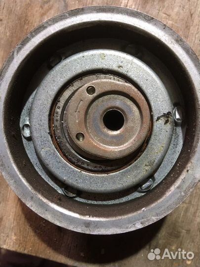 Помпа skoda octavia a5 1,6 mpi