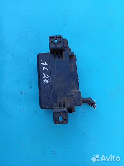 Блок предохранителей Kia Sorento (2002-2009)