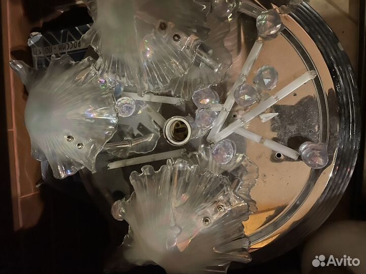 Люстры бесплатно