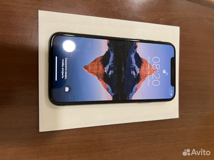 iPhone X, 256 ГБ