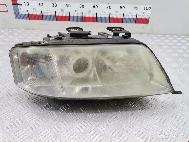 Фара передняя для Audi A6 C5 4B0941030M