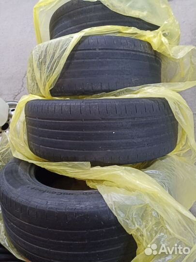 Continental Conti.eContact Electric Cars 225/60 R17