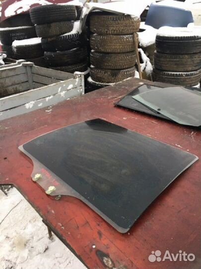 Стекло заднее правое Hyundai Matrix 2008-2010