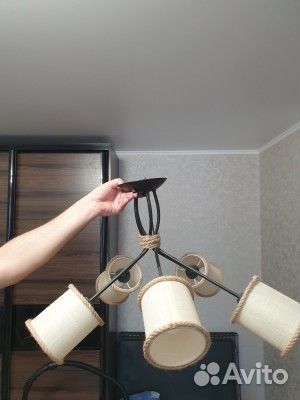 Люстра потолочная подвесная бу.Состояние новое